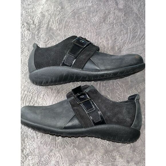 Naot BlackComfort Loafer Shoe Size 38 Leather Slip on Tane Buckle Detail - Picture 1 of 9